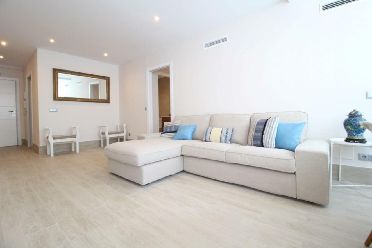Apartamento Playa Fontanilla Marbella Bagian luar foto